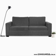 Sofa grande para living zafiro gris oscuro ambientada