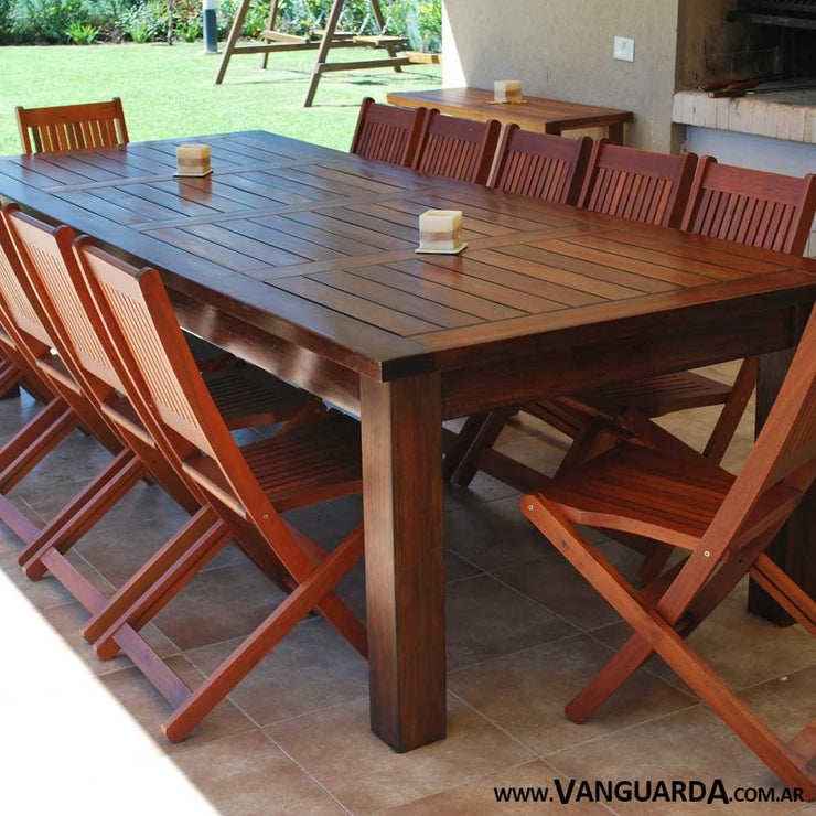 mesa de madera para exterior