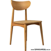 silla nórdica de madera